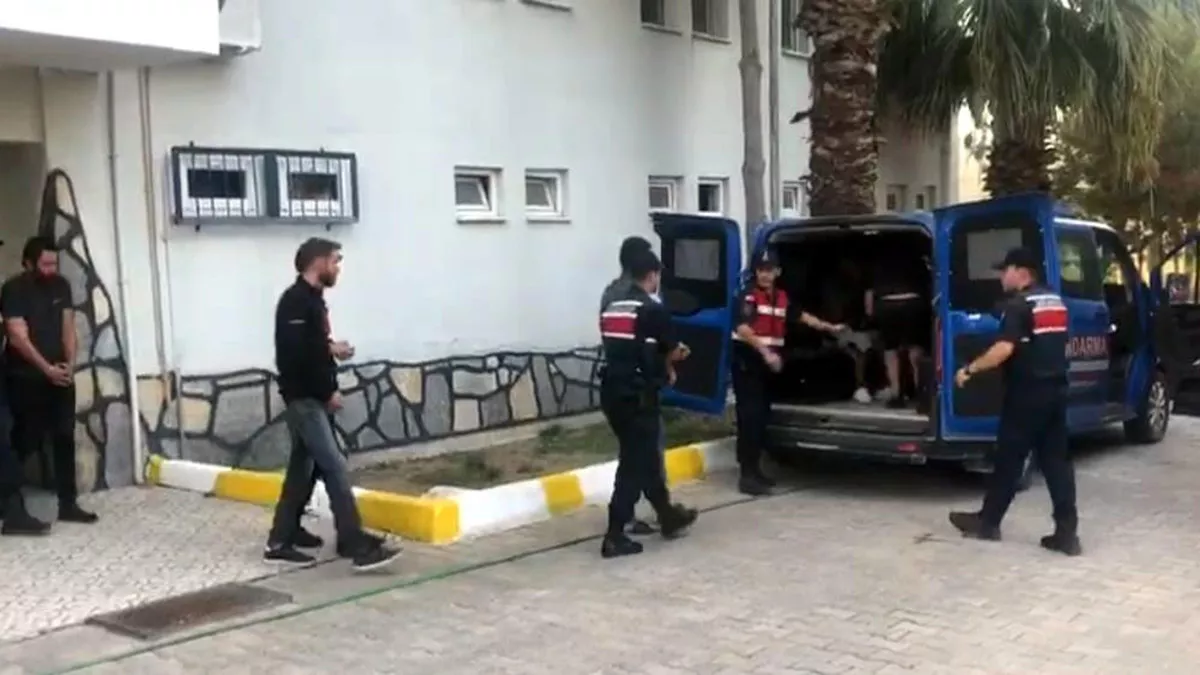 Izmirde gocmen kacakligi operasyonu 6 tutuklama 1 - yerel haberler - haberton