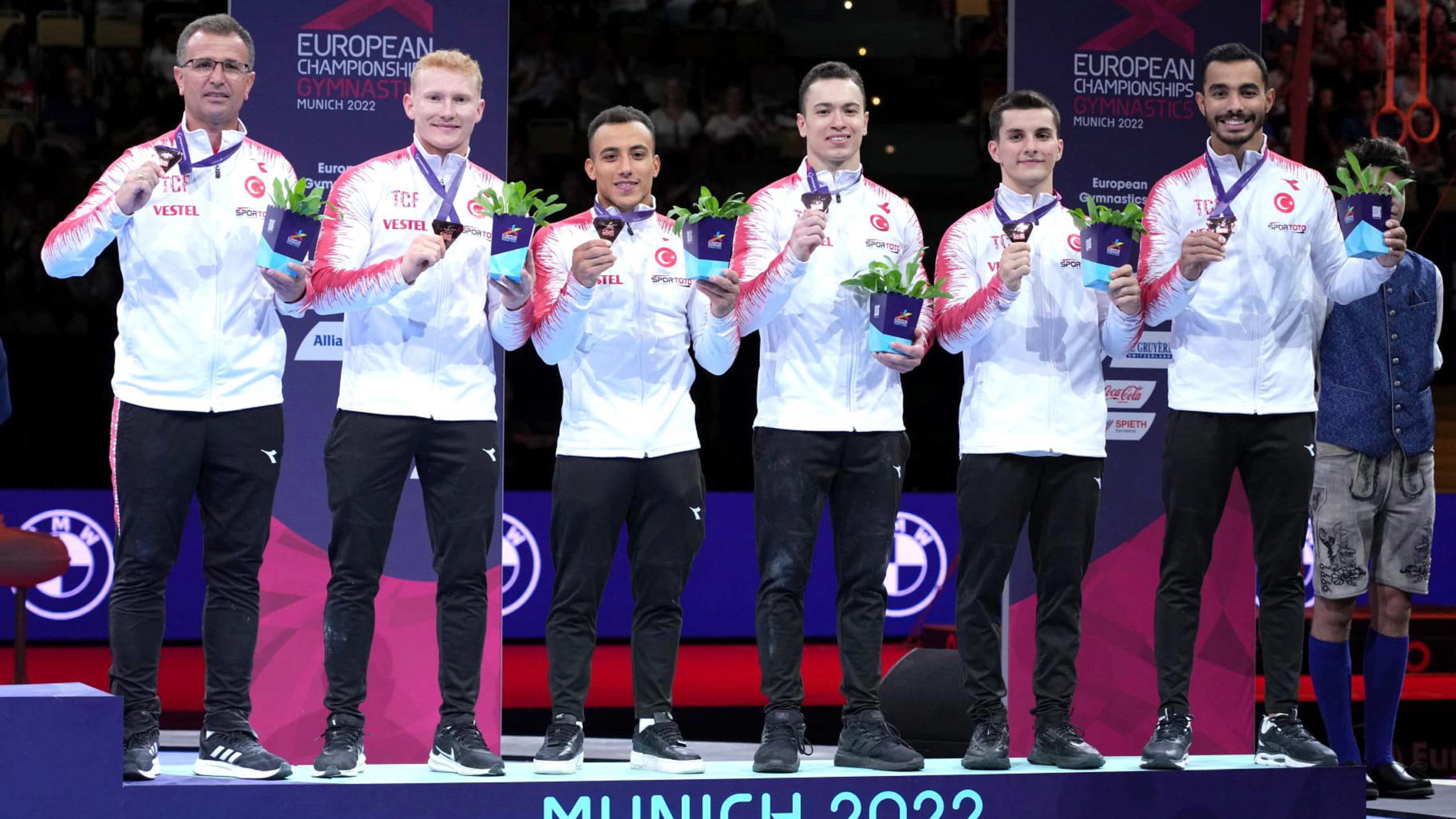 İzmirli cimnastikçilerin hedefi yine madalya