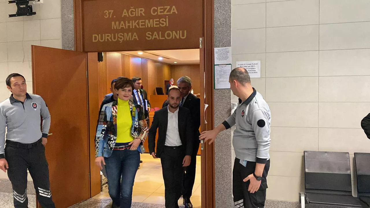 Kaftancıoğlu davasında mahkeme bozma kararına uydu 