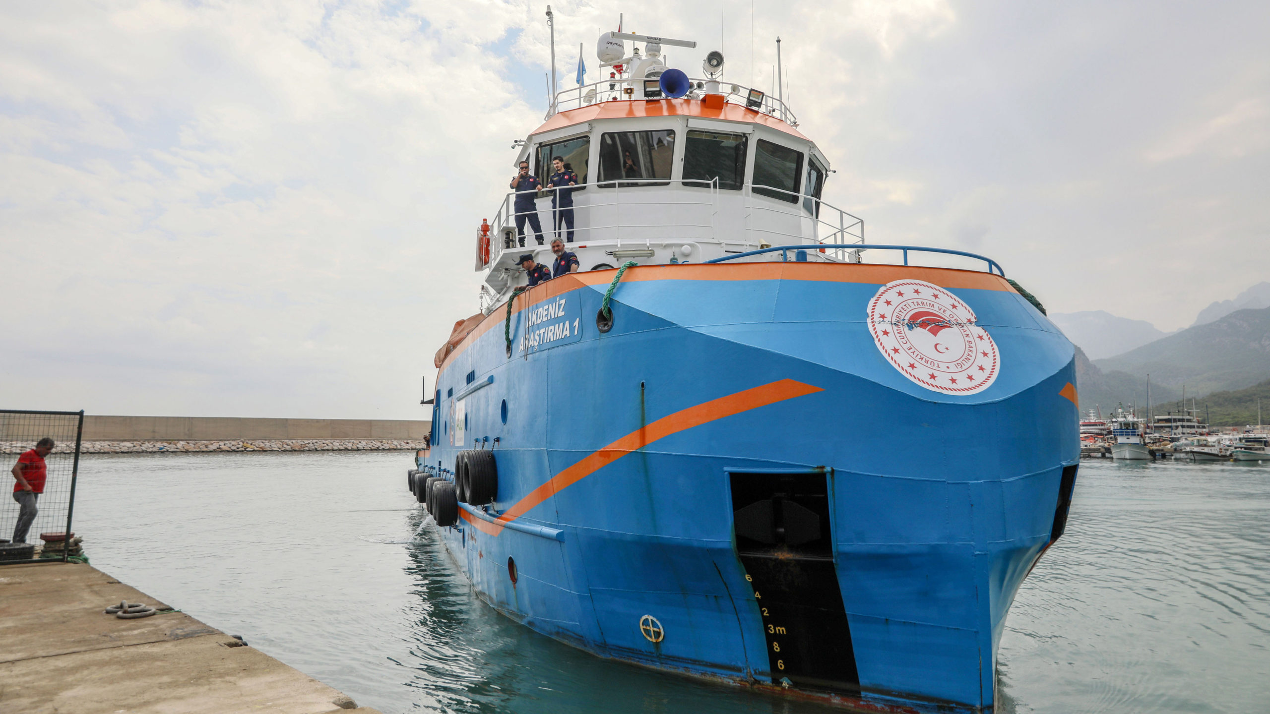 Lübnan'daki balık ekosistemi 14 gündür araştırılıyor