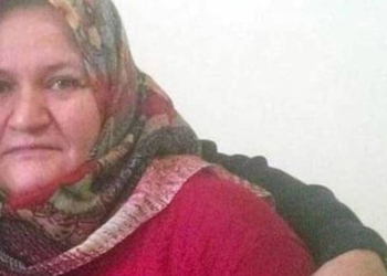 Mantar yiyen kadın öldü, kızı yoğun bakımda