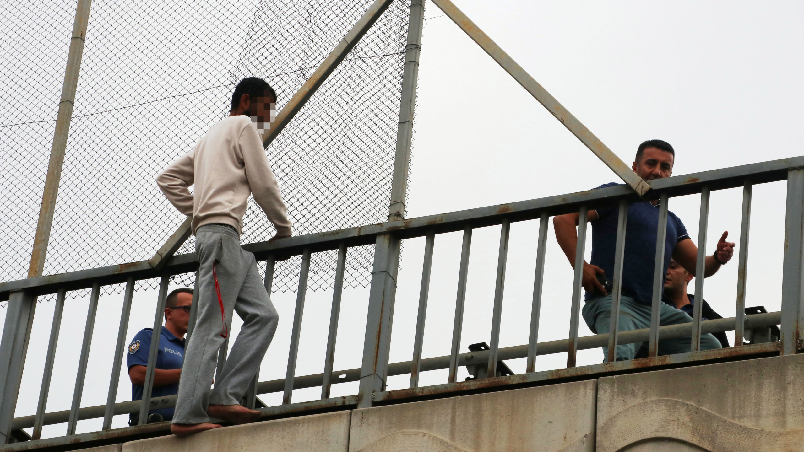 Motosiklet sözüne intihardan vazgeçti