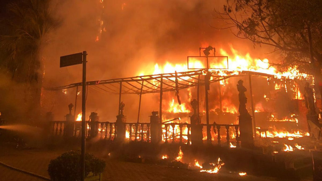 Muğla'da otel yangını: 12 kişi hastaneye kaldırıldı
