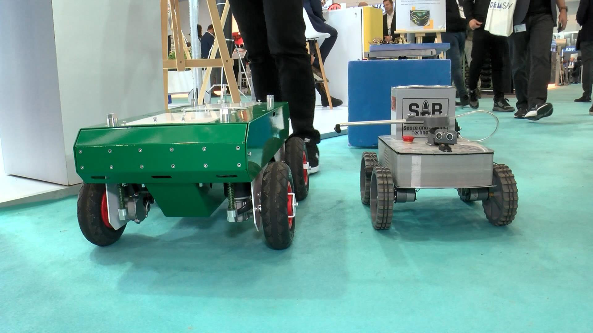 Öğrencilerden insansız tarım aracı projesi