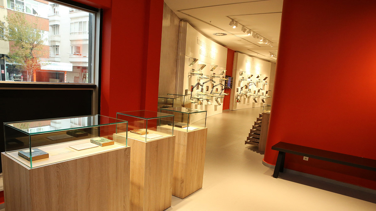 Oğuz Atay doğum gününde Küçükçekmece'de anılıyor