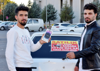 Otomobilini cep telefonu ile takas etti