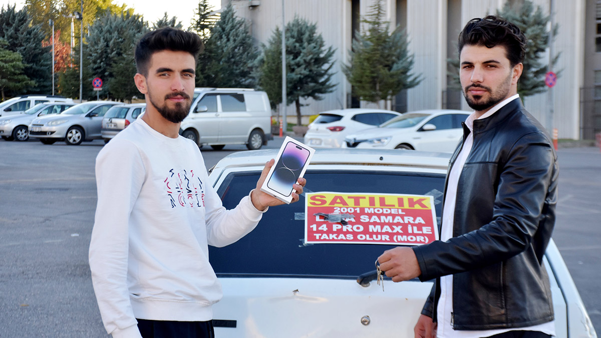 Otomobilini cep telefonu ile takas etti