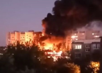 Rus savaş uçağı şehre düştü; 6 ölü