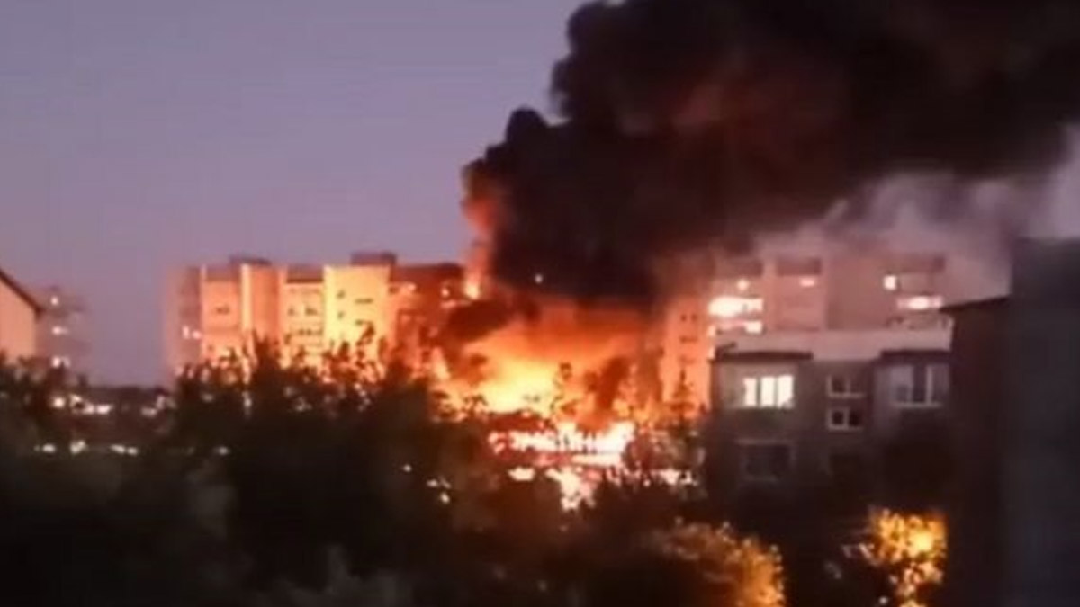 Rus savaş uçağı şehre düştü; 6 ölü