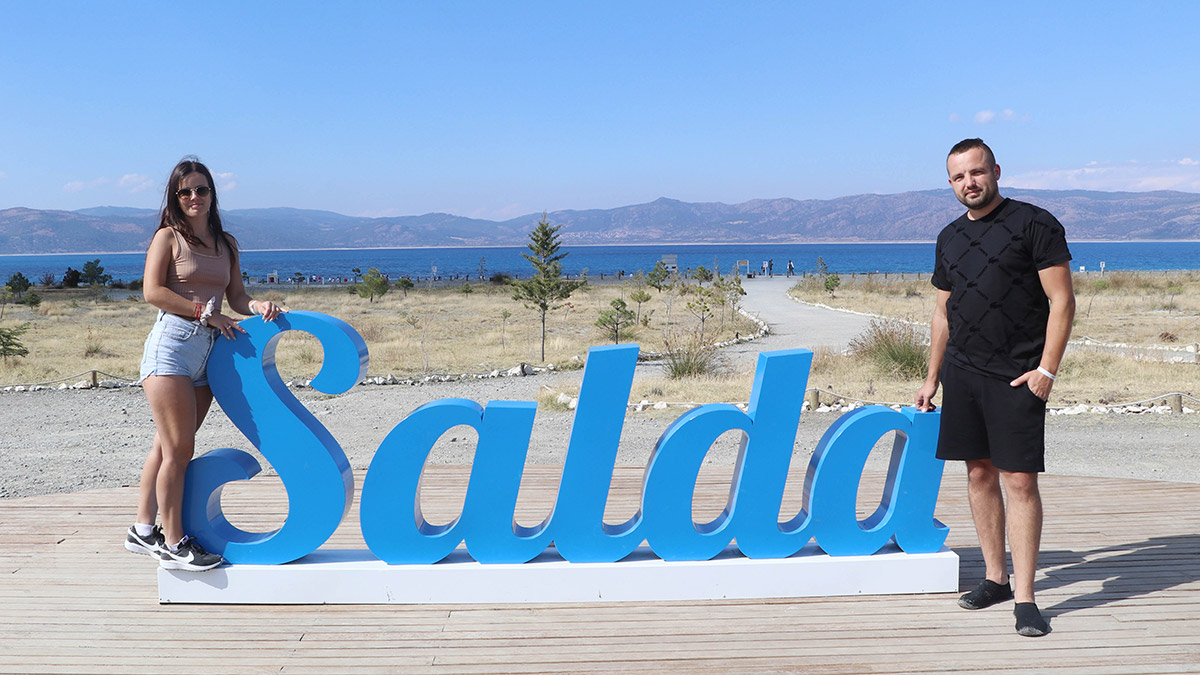 Salda Gölü sonbaharda ziyaretçilerini ağırlıyor