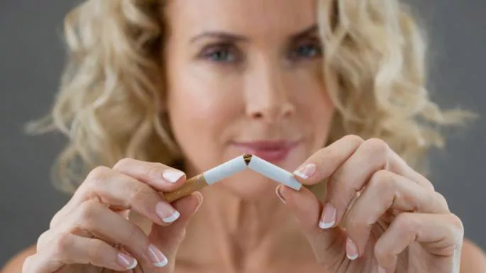 Sigara erken menopoza neden olabilir