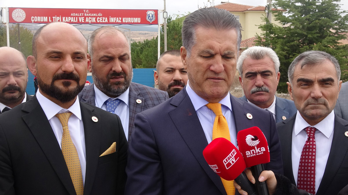 Siyasi partiler arasında iş birliği olabilir