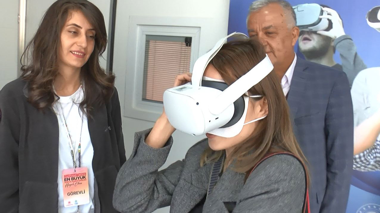 Sosyal konut projesini tanıtım TIR'ı Sincan'da