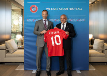 TFF Başkanı Büyükekşi Ceferin'i ziyaret etti