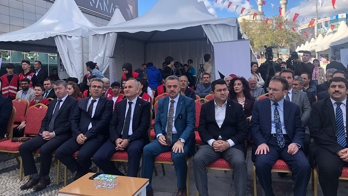 TUBİTAK 4007 Bilim Şenliği başladı