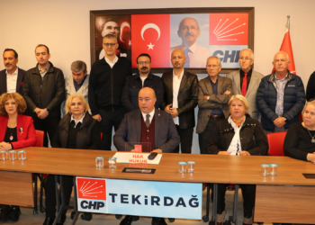 Tekirdağ CHP İl Başkanlığı'nda 19 istifa
