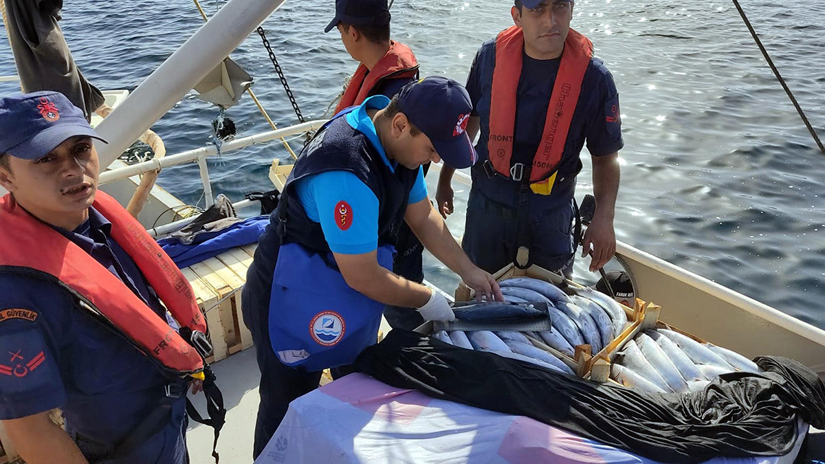 Tekirdağ'da avlanan balıkçılara dronlu denetim