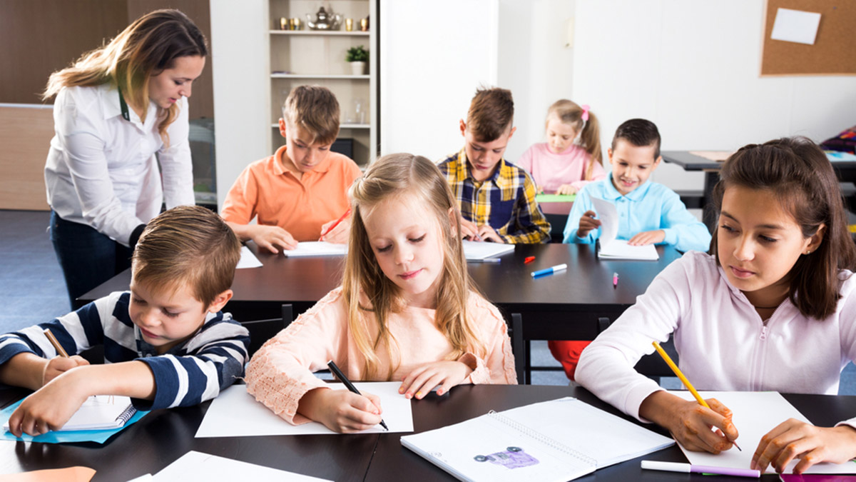 Türkiye'de çocuk okutmanın maliyeti 300 Bin TL