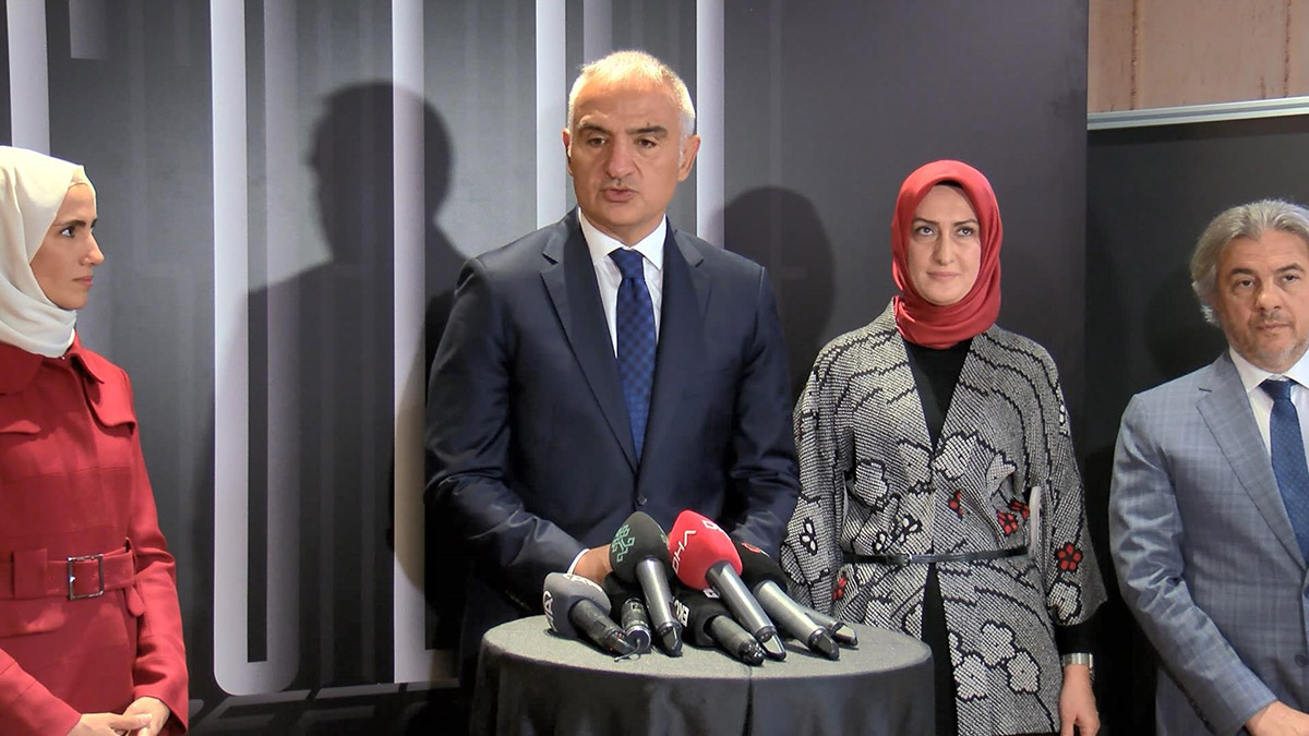 Türkiye'yi sanatta ileri taşımaya katkı sağlayacağız