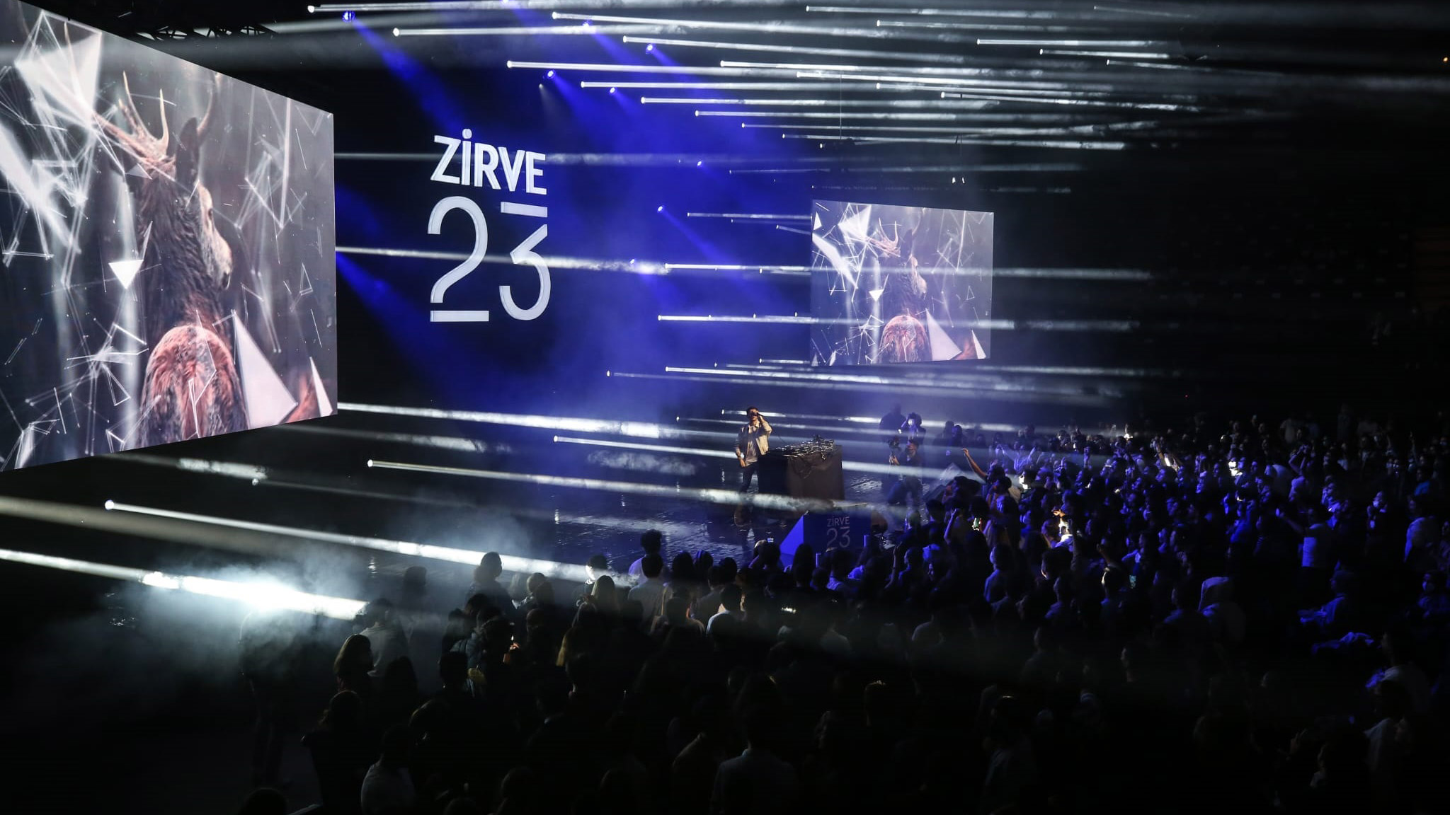 Zirve 23, gençlerle buluşuyor