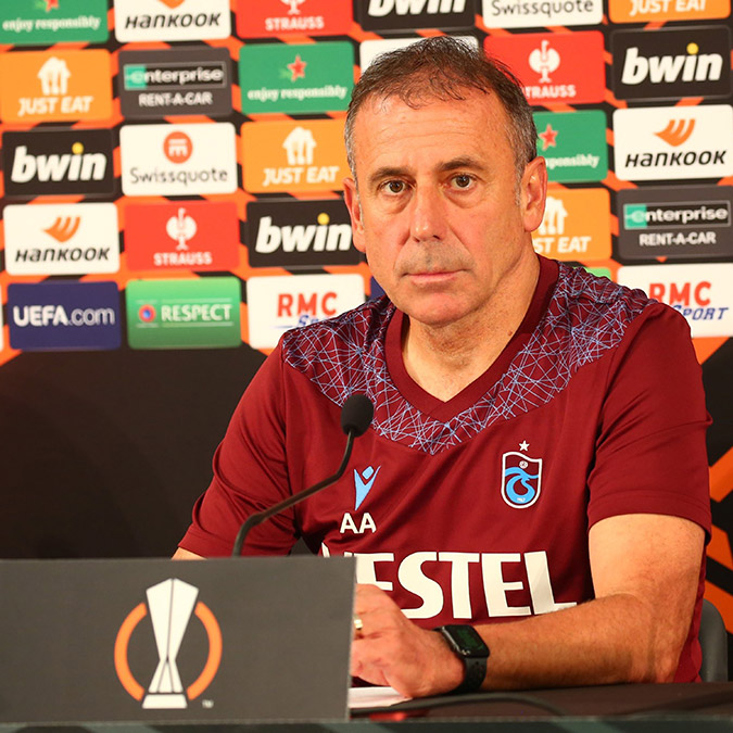 Trabzonspor Teknik Direktör Abdullah Avcı, "Yarın umarım en iyi şekilde oyunun başından sonuna kadar doğru oynayarak oyunun karşılığını alırız” dedi.