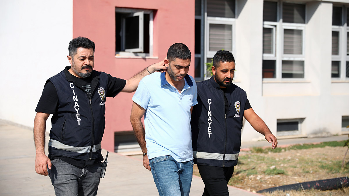 Ablası bıçakla rehin alındı; 1 yaralı