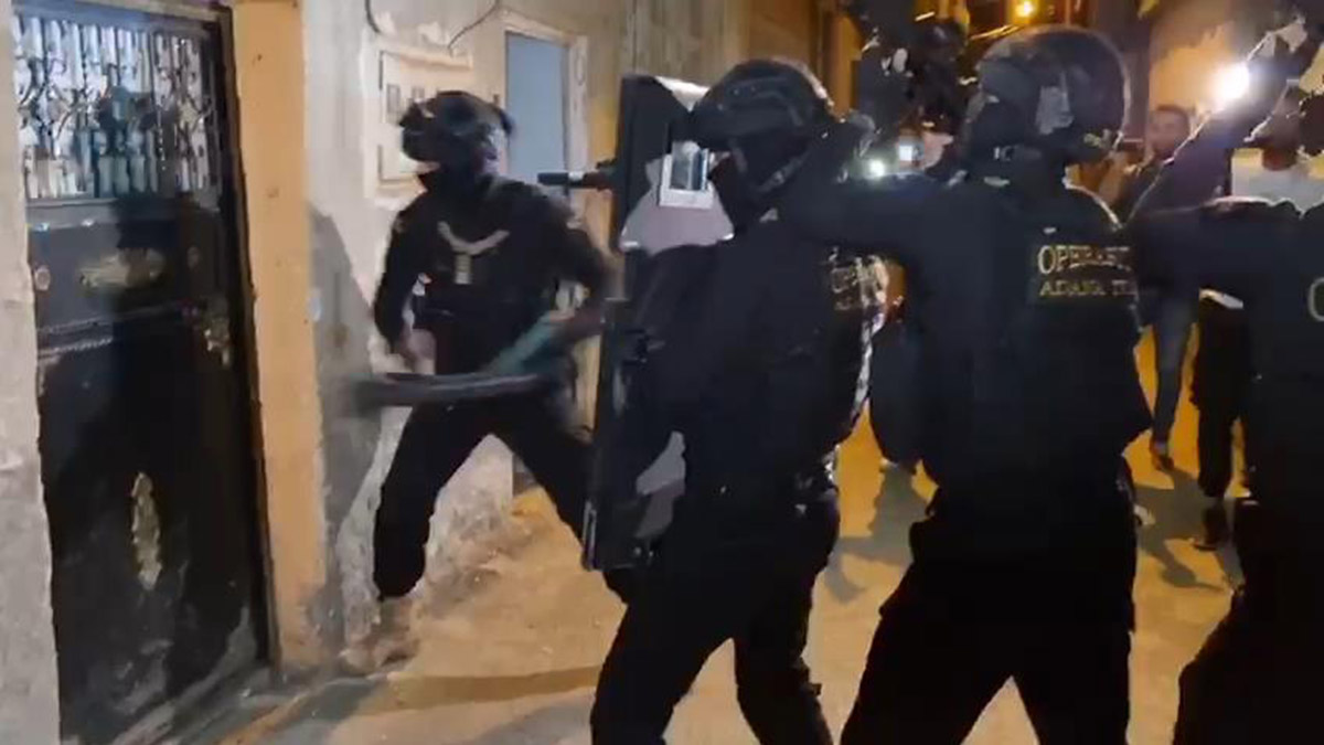 Adana'da DEAŞ operasyonu; 7 gözaltı kararı