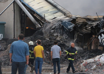 Adana'da alüminyum fabrikasında yangın