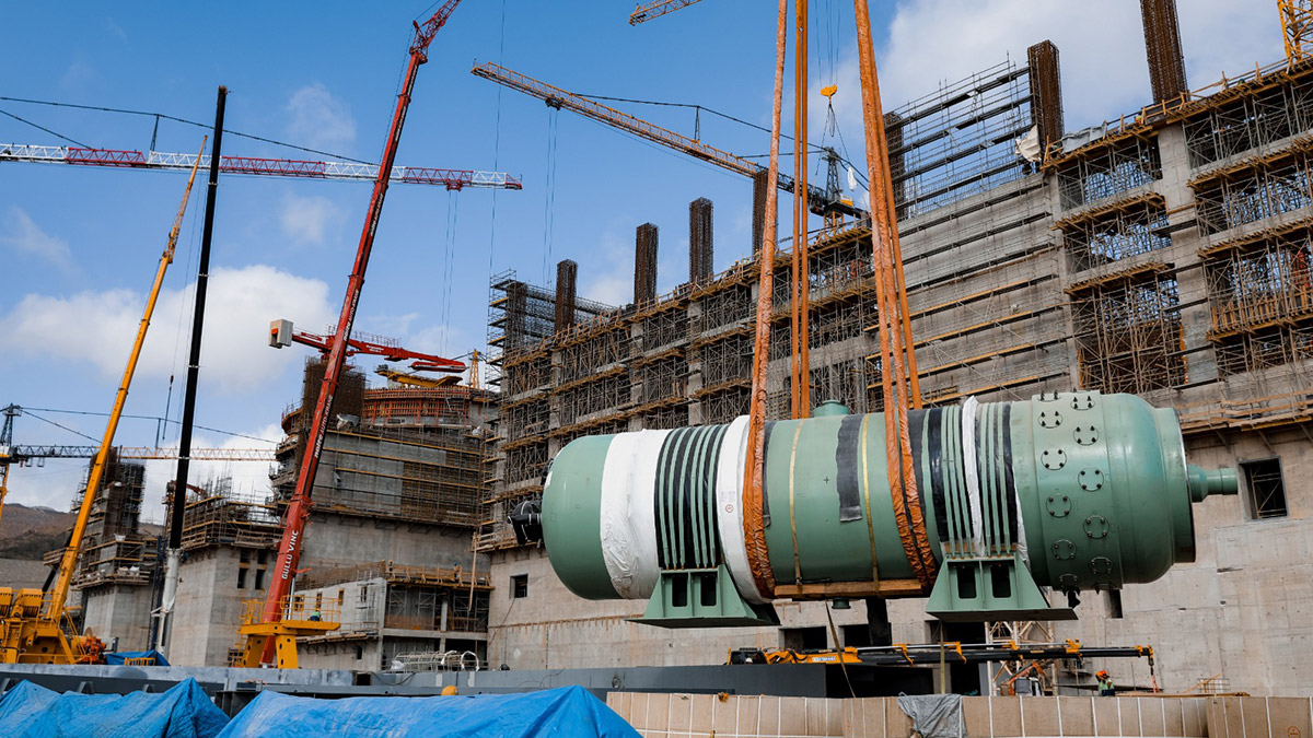 1'inci ünitenin basınç kompansatörü kurulumu tamamlandı