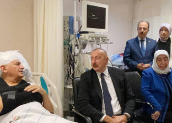 Binali Yıldırım'ı İlham Aliyev hastanede ziyaret etti