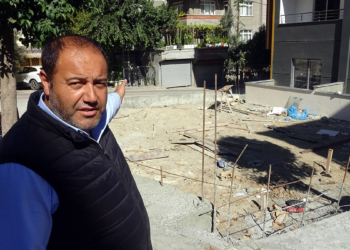 Hırsızlar inşaattaki malzemeleri çalıp kayıplara karıştı