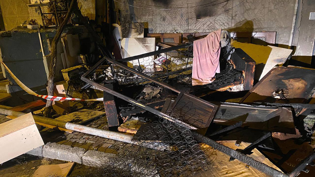 Bağcılar'da tartıştığı kişinin evini ateşe verdi