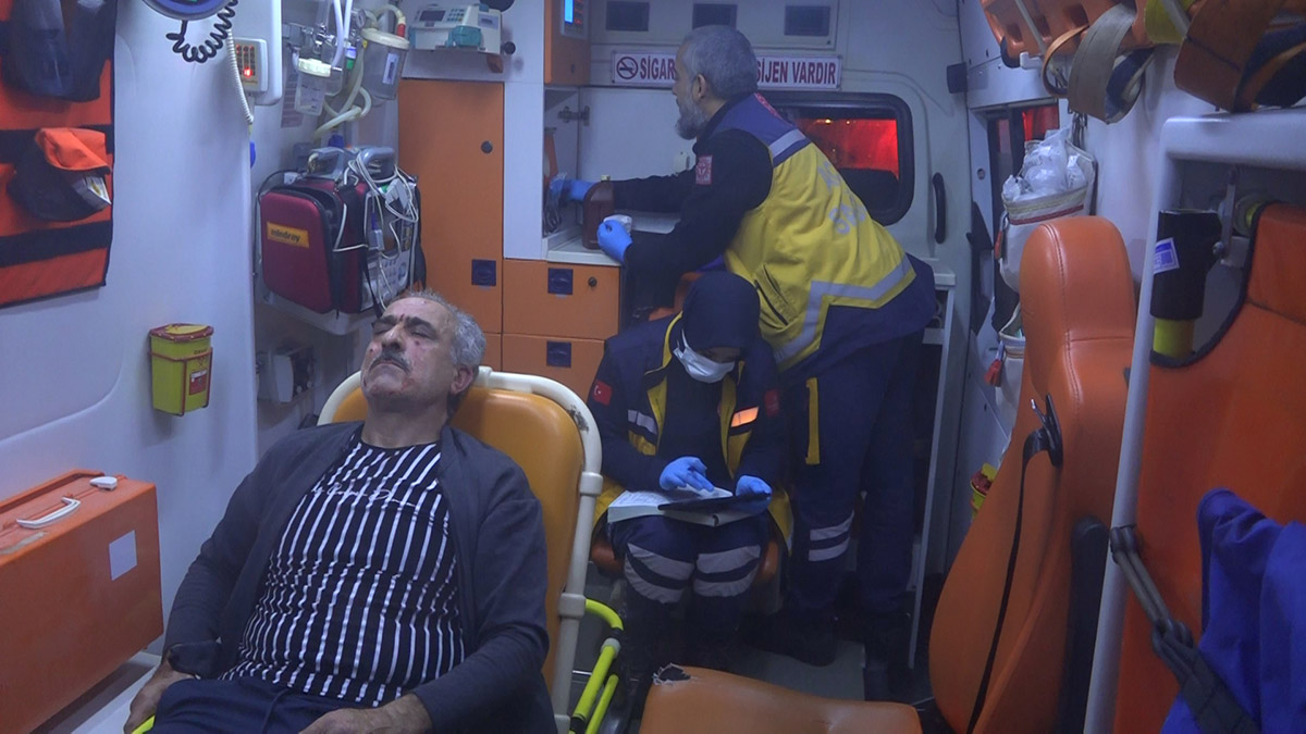 Husumetlisinin pompalı tüfekli saldırısına uğradı