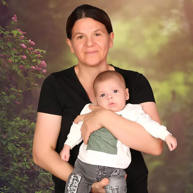 Kırklareli’de yaşayan berna-erkan hari çifti 2000 yılında evlendi. Geçen 22 yılda en büyük hayalleri evlat sahibi olmaktı ancak 3 kez uygulanan tüp bebek tedavisi olumsuz sonuçlandı.
