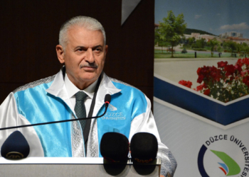 Binali Yıldırım Covid-19'a yakalandı