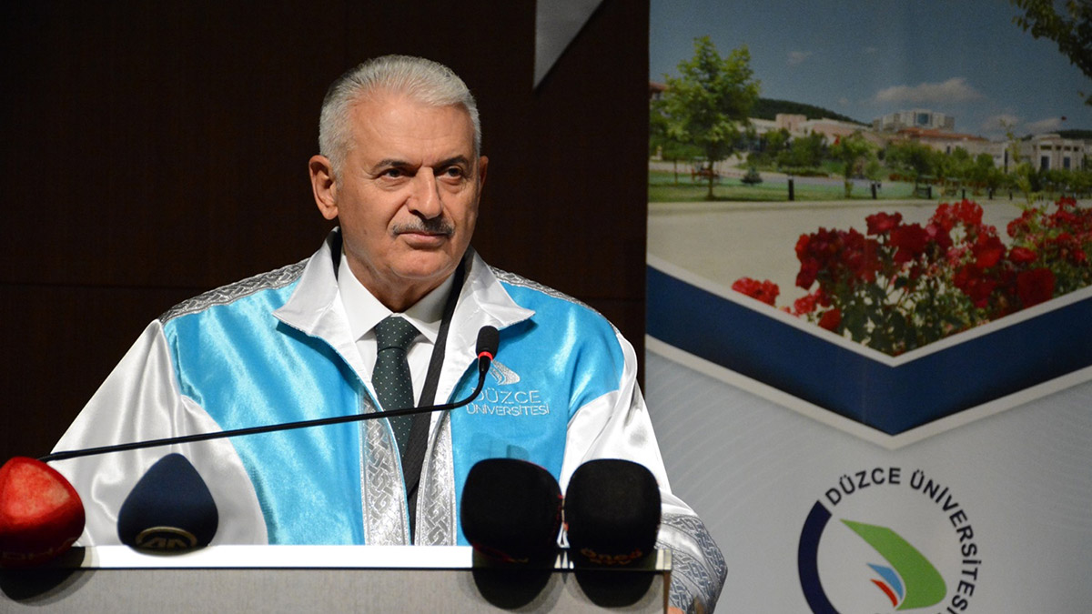 Binali Yıldırım Covid-19'a yakalandı