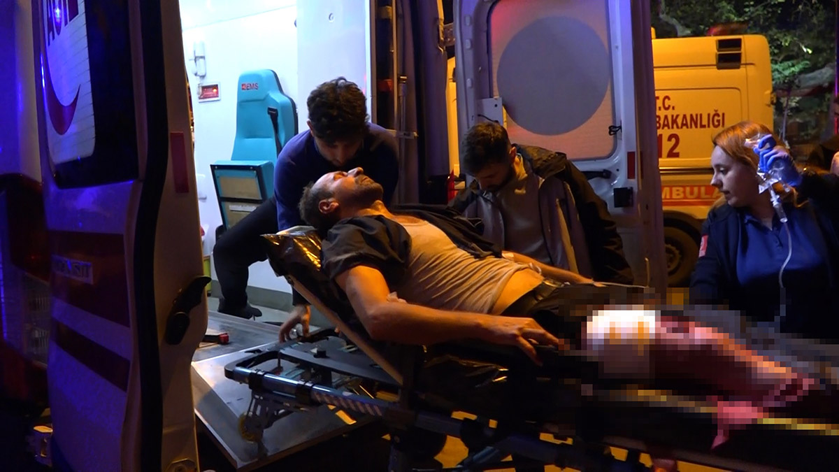 Baba ve 2 oğluna pala ve bıçakla saldırdılar