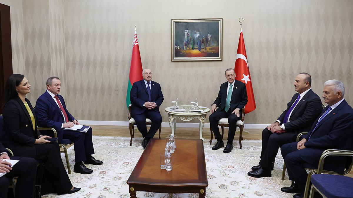 Erdoğan Aleksandr Lukaşenko ile görüştü