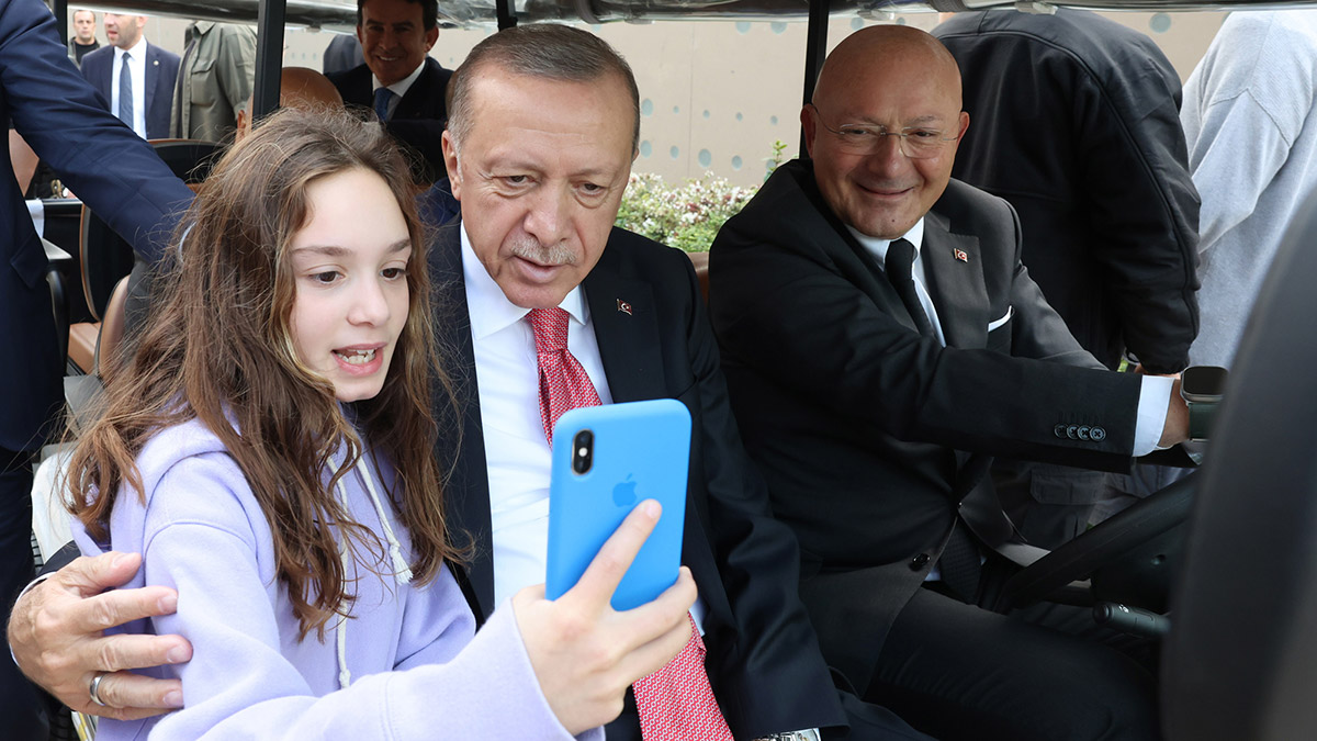 Cumhurbaşkanı Erdoğan Galataport'ta inceleme yaptı