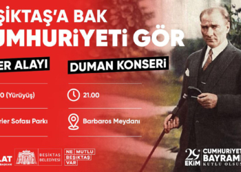 Cumhuriyetin 99. yılında Fener Alayı ve Duman konseri