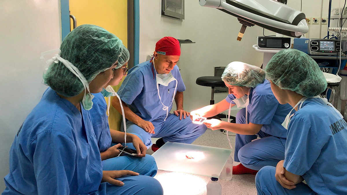 Doktor adaylarına ‘tıbbi fotoğraflama’ dersi