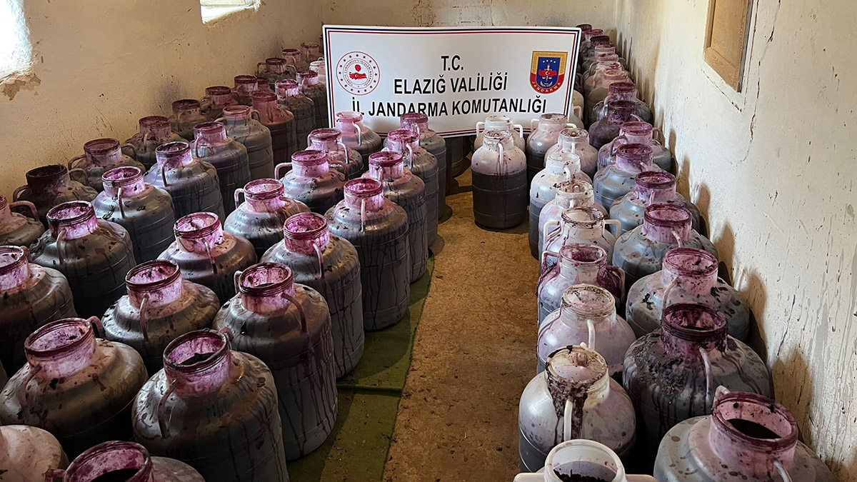 Elazığ'da sahte içki operasyonu