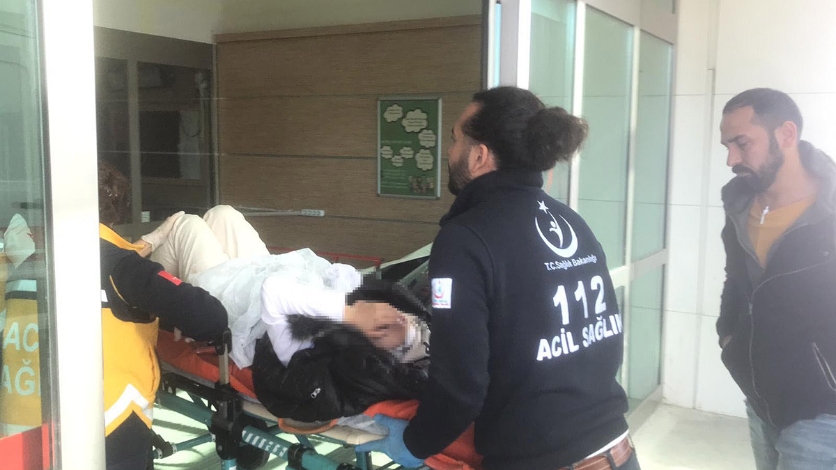 Hüseyin B.'nin Emine hemşireye evlenme teklifi ettiği, reddedilince ayrıldığı, sonra tekrar gelip silahla saldırdığı belirlendi.