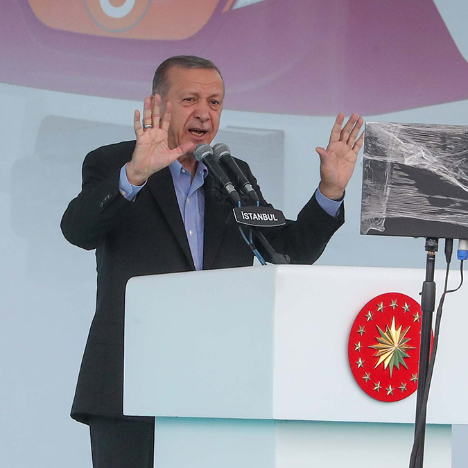 Pendik-Sabiha Gökçen Havalimanı metro hattı açıldı