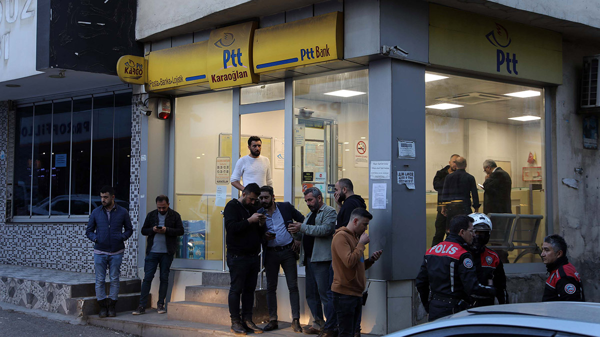 Gaziantep PTT şubesi soyuldu
