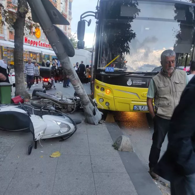 Gaziosmanpaşa'da i̇ett otobüsü yayaya çarpıp kaçtı