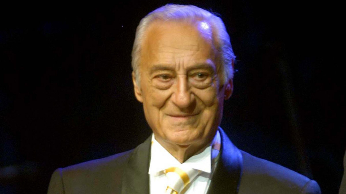 Değerli insanların değerini bilmiyoruz