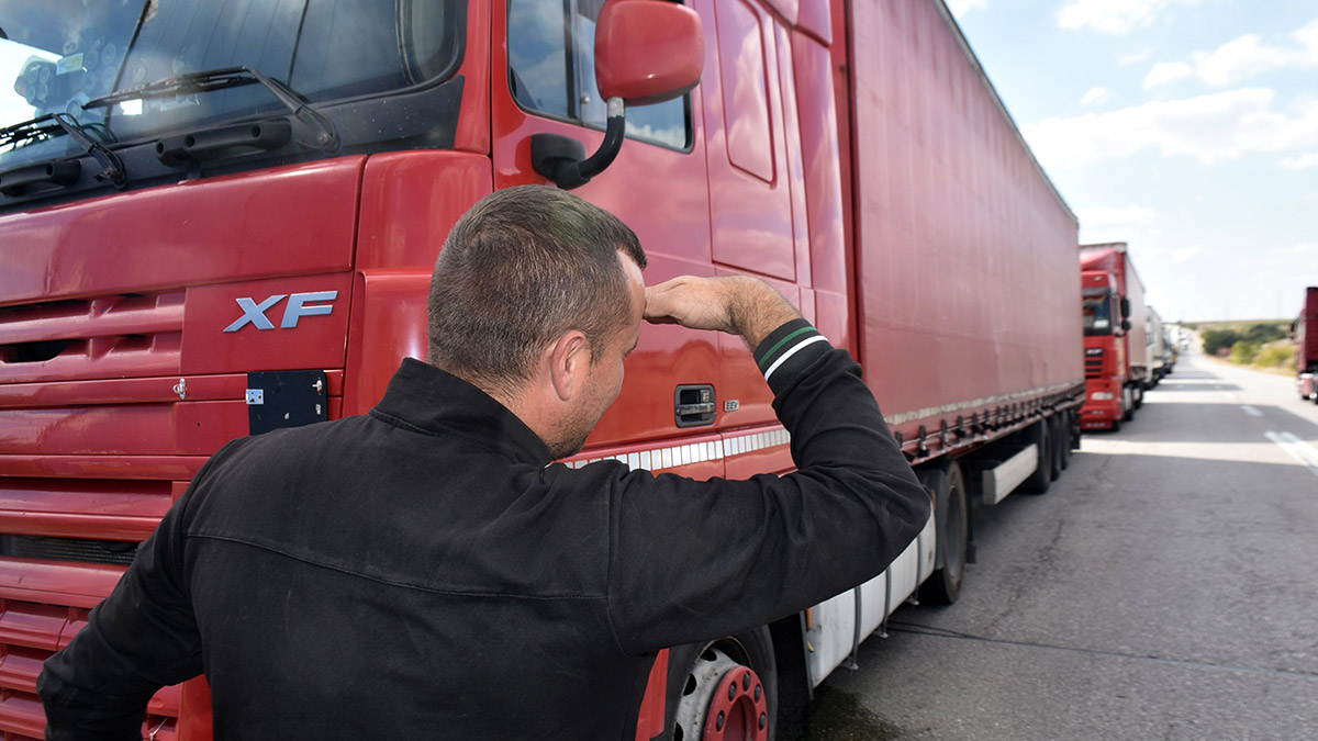 Hamzabeyli ve Kapıkule Sınır Kapısı'nda yoğunluk