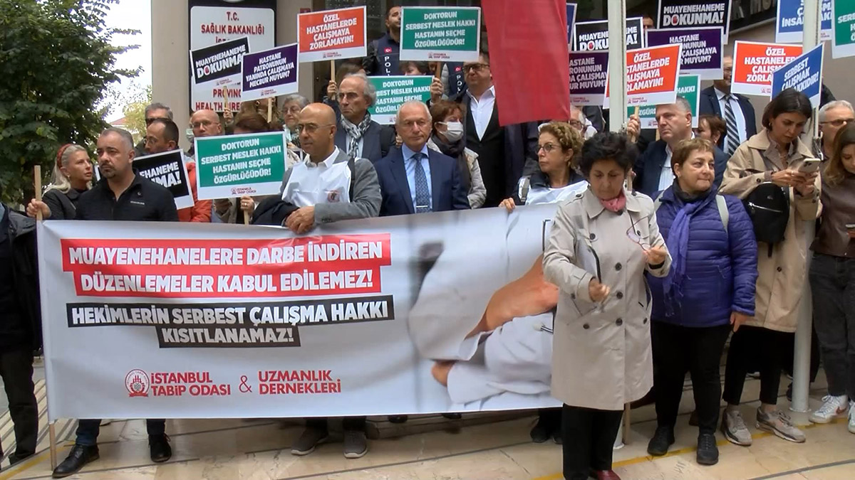 Özel Hastaneler Yönetmeliği protesto edildi
