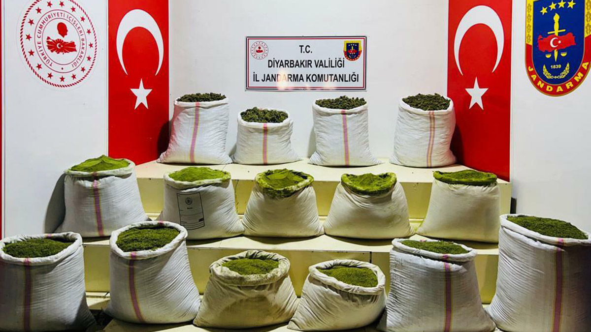 Diyarbakır kırsalında el yapımı patlayıcı ele geçirildi